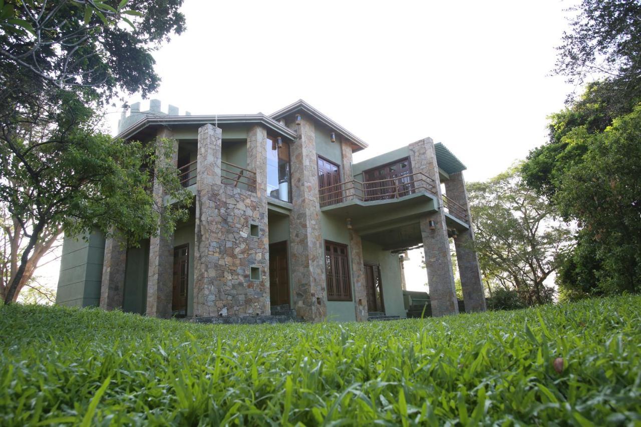 Green Castle Kandy Exterior foto